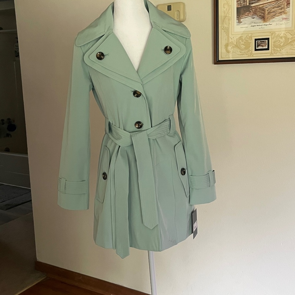 Petite Single-Breasted Hooded Belted Trench Coat